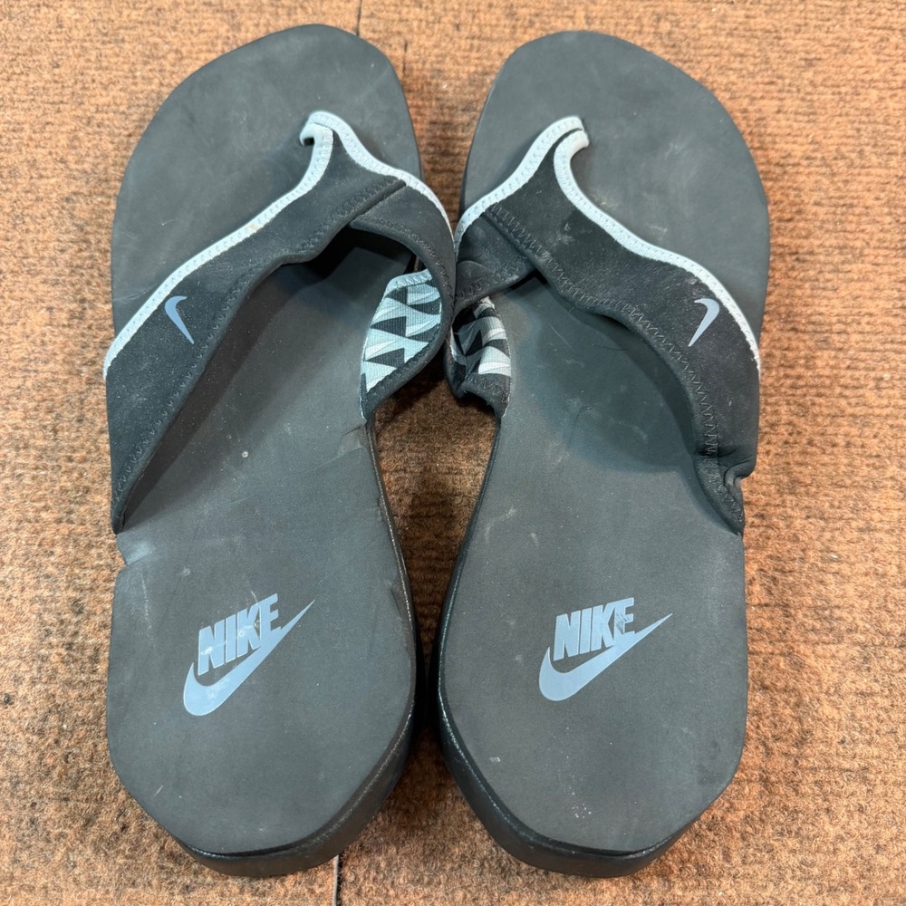 New Nike Celso Thong Flip Flops Mens 10 Womens 11 Black Grey Sandals 307812-018